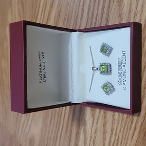 Vintage Peridot & Diamond necklace and earrings
